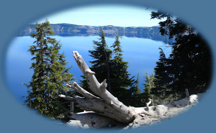 touring oregon at crater lake national park, driving the rim, photographing naturel.