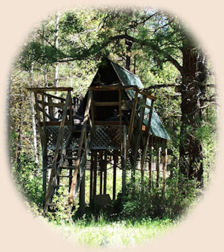 The elfin tree house at gathering light ... a retreat centrally located for many vacation spots in oregon, near to crater lake national park.