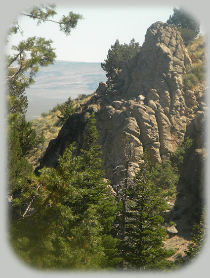 
barrel springs surprise valley back country byway in northeastern california and western nevada, shadowed by the glory of the south warners, otherwise known as the warner mountains, including the south warner wilderness in the modoc national forest of california
.