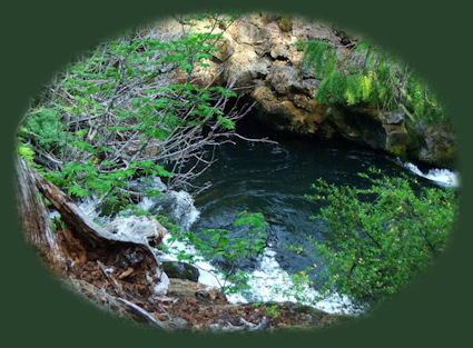 a brief diversion off the crater lake hwy at prospect oregon: see 
waterfalls, hiking trails, the avenue of giant boulders.