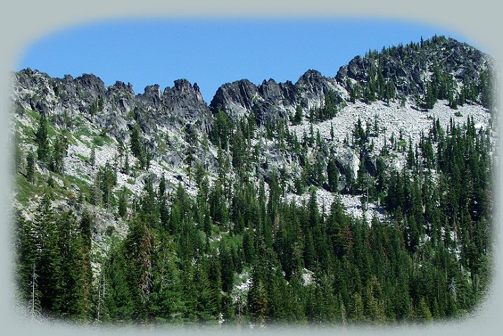 travel northern california and the beautiful marble and salmon mountains. raft the salmon river. hiking mountain trails in the russian wilderness area of the salmon mountains. camp in forest service campgrounds in the klamath national forest.